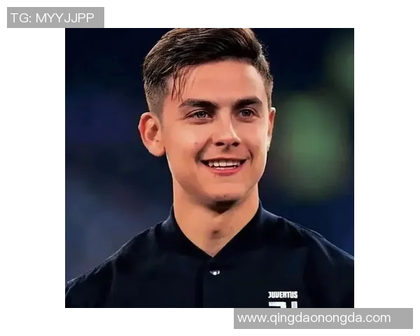 酷酷足球球星头像，展现运动魅力与个性风采的完美融合