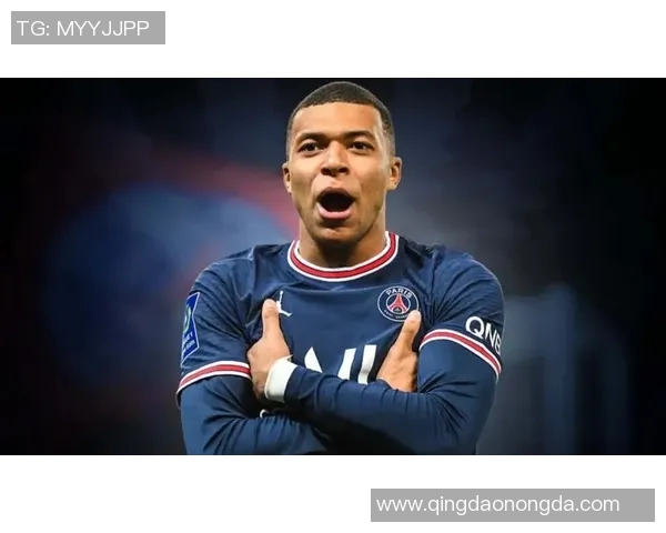 足球巨星与女友情断传闻曝光引热议球迷关注未来动向